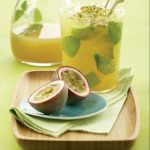 Sommer-Drink Apfel-Maracuja-Mojito Maracuja