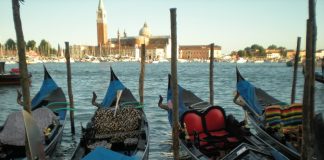 Venedig_Gondeln