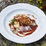 Geschmorte Schweinebacke mit Knollensellerie-Risotto Hulstone