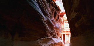 Rätselhafte Felsenstadt Petra