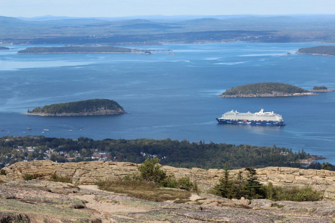 Mein Schiff 6: Nordamerika Kreuzfahrt mit Umweltschutz, Blick-vom-Mount-Cadillac