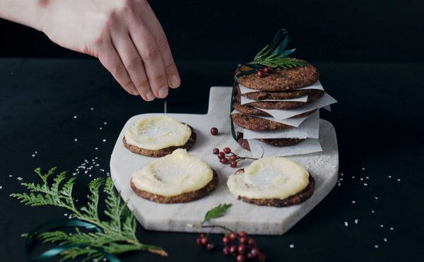 Lebkuchen-Plaetzchen mit Eierlikoerfrosting 5