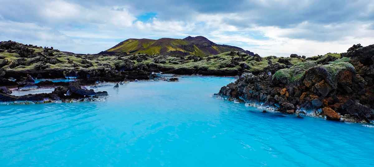 Von Eisbergen bis Lagunden: Faszinierende Reiseziele in Blau