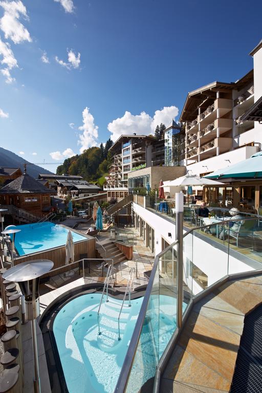 5-Sterne-Superior Luxus pur: Alpine Palace Hotel