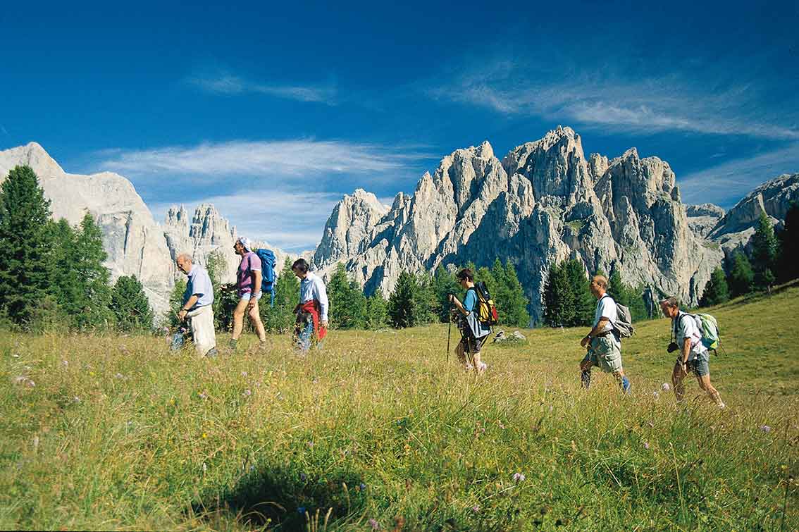 Dolomiten erleben im Südtiroler Gourmethotel Sonnalp in Obereggen