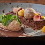 Schokotarte & Nougatmousse im Gourmetrestaurant Arte Vinum