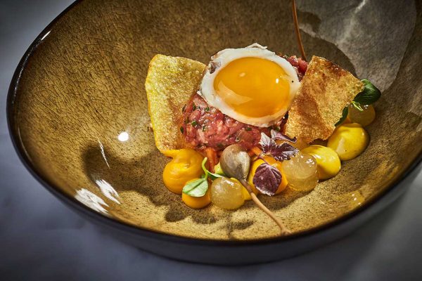 Beef Tartar vom Rinderfilet - Rezept vom Haubenkoch Patrick Raaß