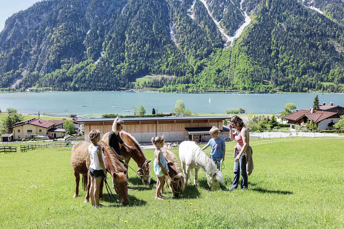 Action am Achensee: Kinderhotel und Familienresort Buchau