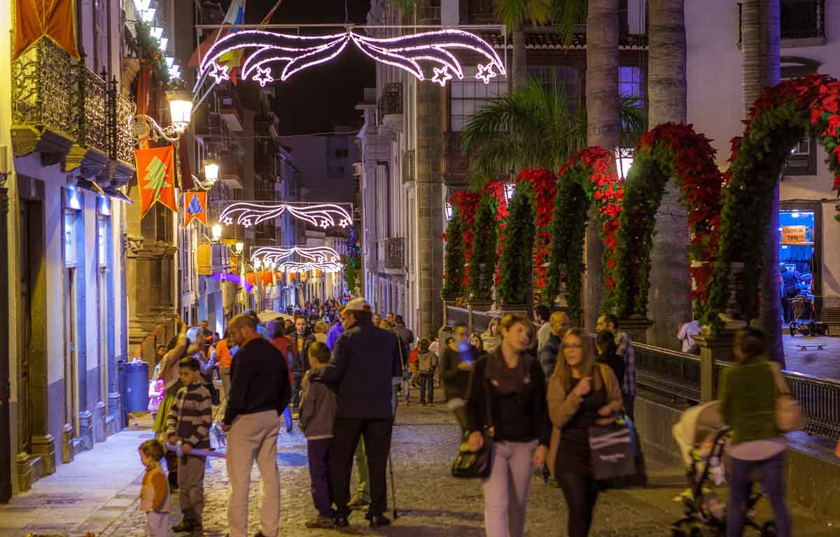 Weihnachten in der Inselwelt: Feiern unter Palmen