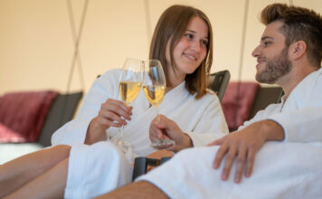 Gewinnen Sie Romantik & Wellness im Schwarzwald Hotel Tannhof am Feldweg
