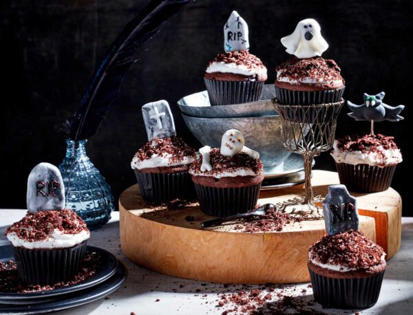 Vegane Halloween-Cupcakes für die Gruselshow