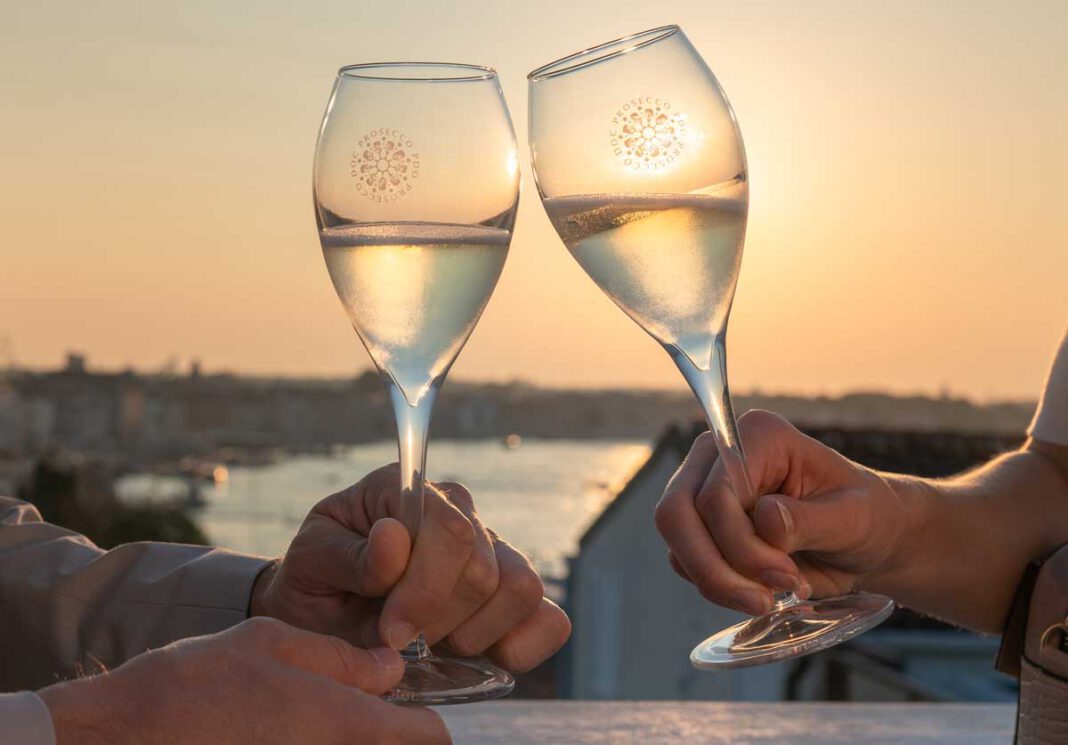 Gewinnen Sie jetzt prickelndes Vergnügen: 4 Flaschen Prosecco DOC