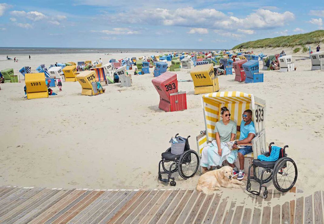 Mit dem Rollstuhl an den Strand