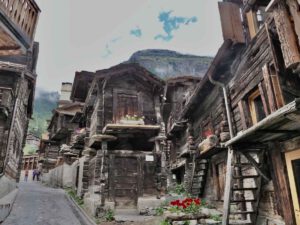 Mit Dampf und Nostalgie von Zermatt nach St. Moritz