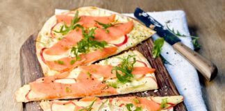 Flammkuchen mit Alaska Räucherlachs