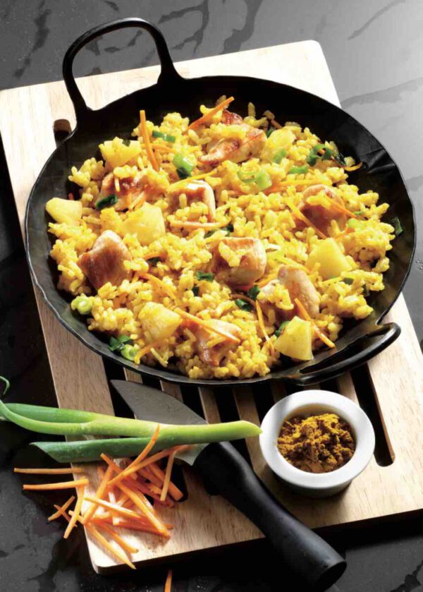 Curryrisotto mit Huhn in der Gemüse-Bowl