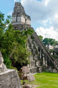 Der Glanz der Maya – Vier antike Metropolen in Zentralamerika