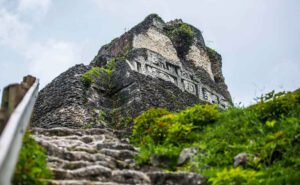 Der Glanz der Maya – Vier antike Metropolen in Zentralamerika