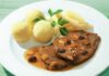 Rheinischer Sauerbraten mit Schwarzwurzeln und Mini-Kartoffelklößchen