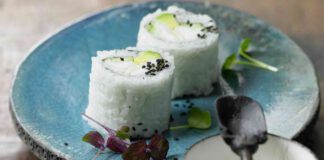 Backfisch Sushi Roll mit Tempurateig und Chiliremoulade