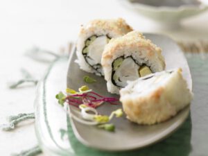 Sushi-Rezept mit Räucherlachs und Heilbutt aus Norwegen