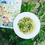 Sommerrezepte: Wildkräuter-Pesto selbermachen