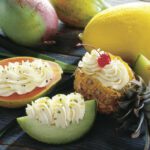 Schnelles Dessert: gefüllte Früchte mit Frischkäse