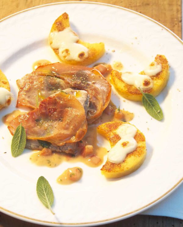 Johann Lafer: Saltimbocca mit überbackenen Grießgnocchi