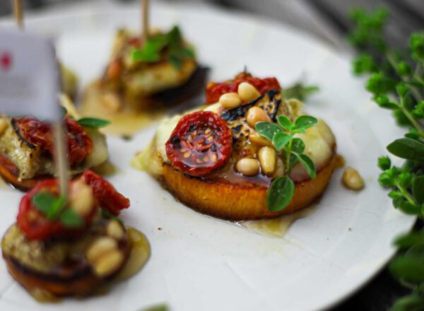 Süßkartoffel-Crostini mit Chabichou du Poitou AOP