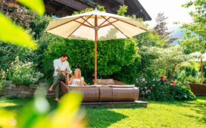 Pure Nature Spa Resort mit Badesee und Infinity-Relax-Pool