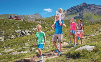 Familienurlaub in den Tiroler Bergen