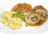 Mit Kerbel-Pesto gefüllte Roulade vom Landschwein, dazu Honig-Petersilien-Karotten und Knöpfle, Foto Deutsche Bahn, WH 2/10