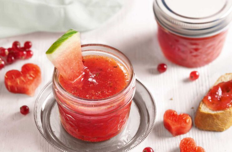 Wassermelonen-Johannisbeer-Fruchtaufstrich mit Minze, foto Diamant
